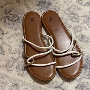 Shade & Shore Brown Sandals with White and Gold Accents